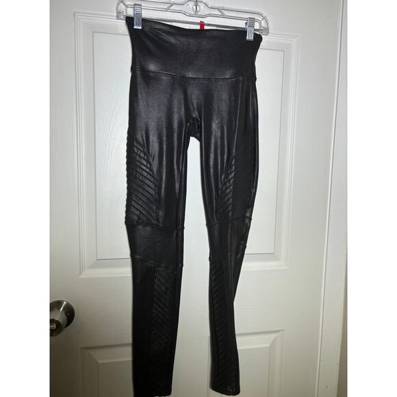 SPANX Black Faux Leather Leggings Pants High Rise Slimming Shapewear Size M - Picture 1 of 7
